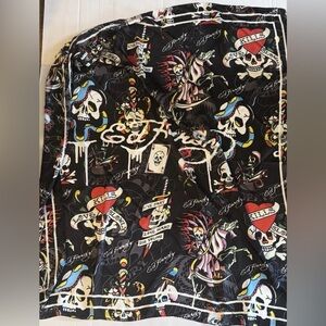 🆕Ed Hardy Born Free Multi-purpose Scarf in
"Love Kills Slowly Prints 43X43🆕